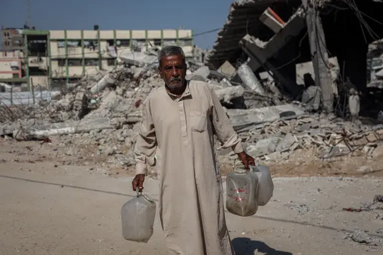 La destruction d'une usine de dessalement aggrave la crise humanitaire de l'eau à Gaza