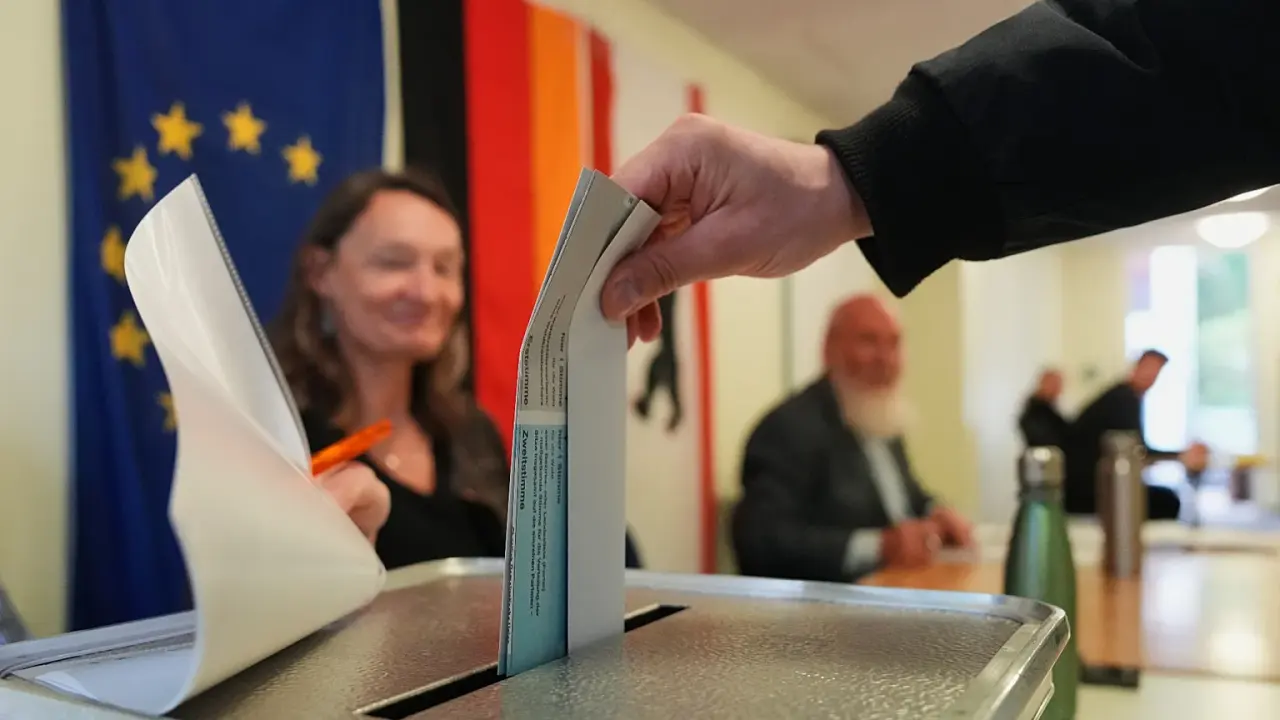 Le chancelier Friedrich Merz face à un test électoral décisif pour sa coalition en Allemagne