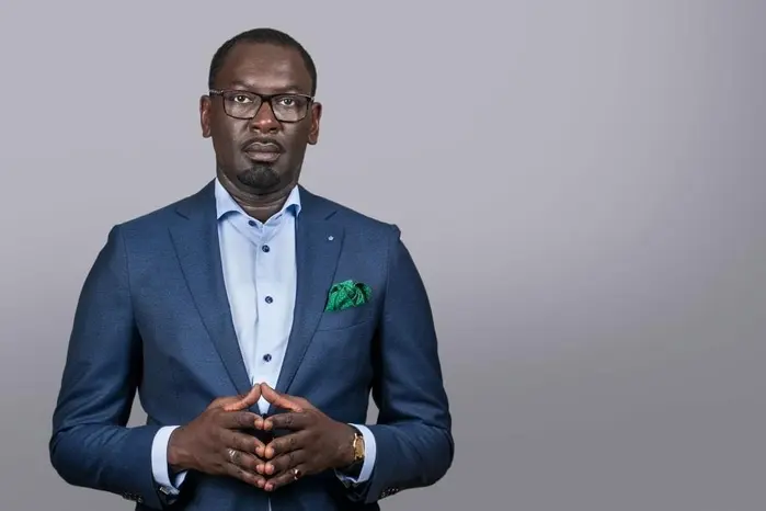 Le directeur de Colombe Groupe, Pape Gora Guèye, placé en garde à vue à son retour d’étranger dans l’affaire des bracelets électroniques