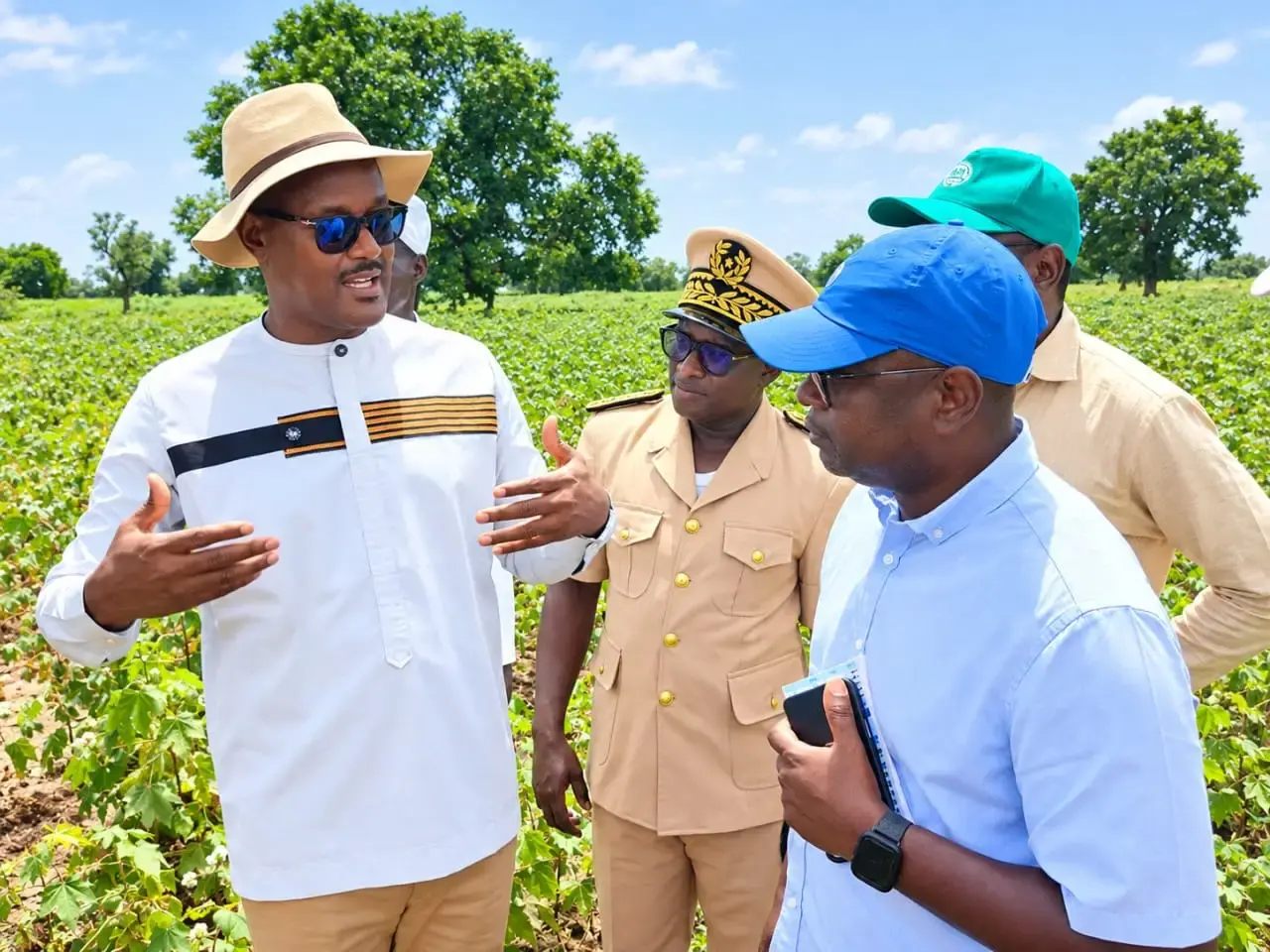 Le ministre de l'Agriculture du Sénégal, Cheikhou Oumar Ba, se rend à Tambacounda pour atténuer la rareté des pluies et aider les agriculteurs