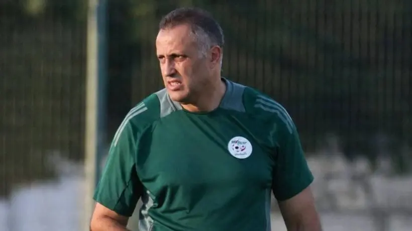 Brahim Hemdani entame une phase de transition pour les Fennecs face à la Zambie