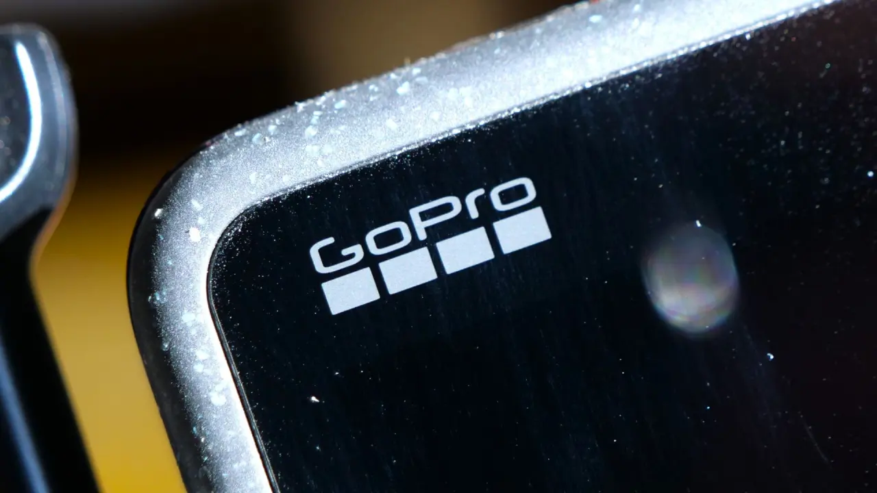 GoPro abandonne les caméras pour l'IA : une fusion à 285 millions de dollars pour rebondir