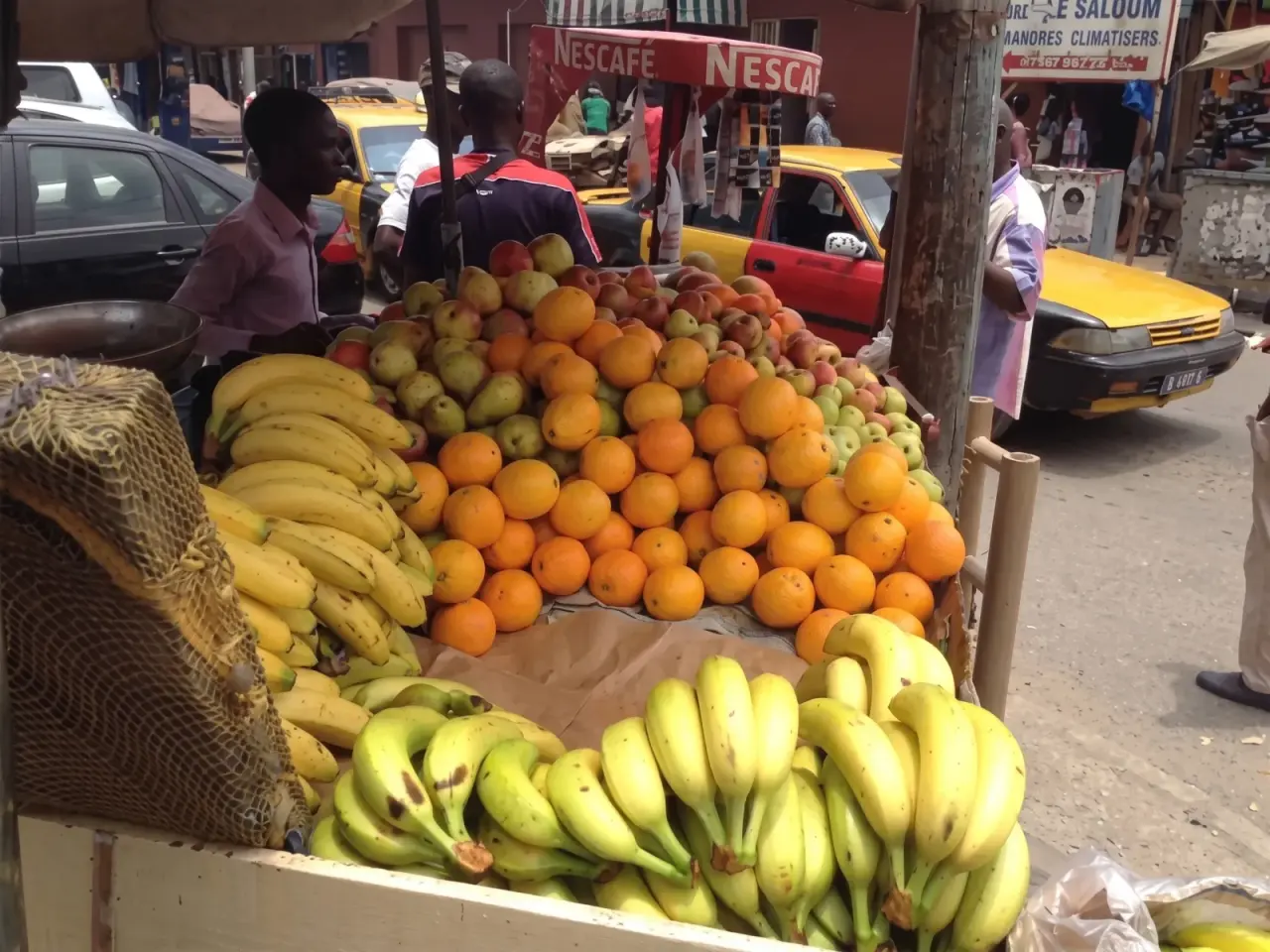 À Dakar, le marché de Sandiniéry fait face à une inflation persistante des prix des fruits