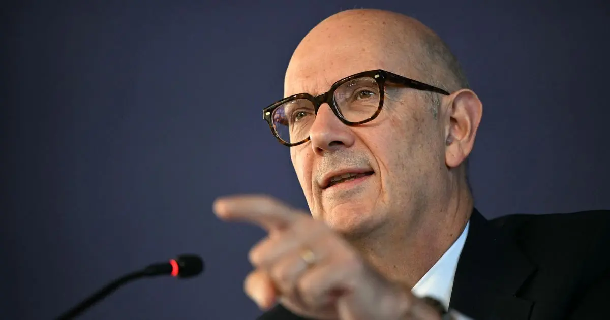Le gouvernement français face à un impératif de 30 milliards d'euros d'économies pour le budget 2027