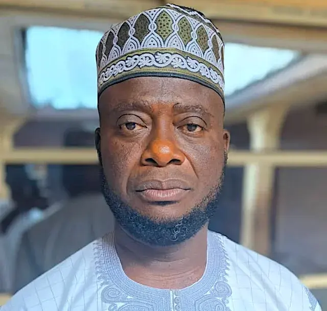 Le sénateur nigérian Shehu Buba Umar au cœur d'une controverse politique sur fond d'accusations sécuritaires