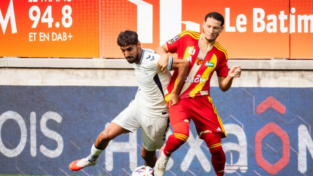 Adil Bourabaa, pépite du Mans FC, au cœur de la stratégie de transition de la sélection algérienne