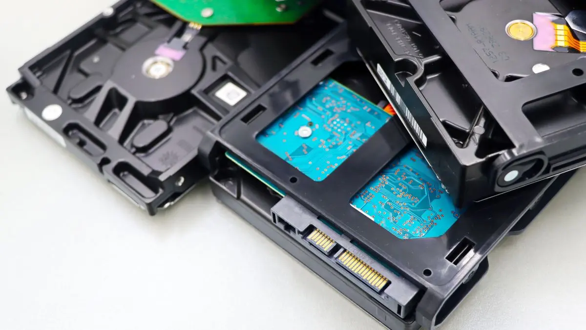 La durée de vie des disques durs en chute libre : une réalité préoccupante pour la conservation des données