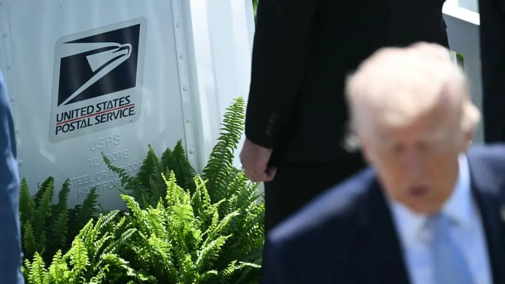 La Cour suprême des États-Unis bloque les restrictions de Donald Trump sur le vote par correspondance