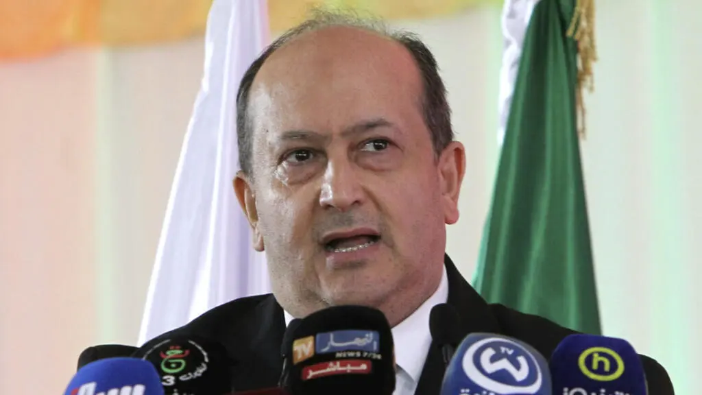 Le Premier ministre algérien Sifi Ghrieb en visite officielle à Bamako pour relancer la coopération sécuritaire et économique