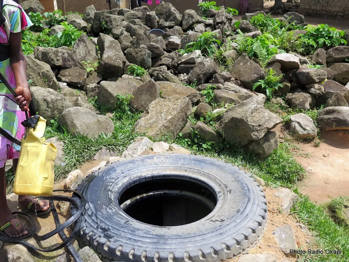Crise d’eau potable à Kalehe (Sud‑Kivu) : plus de 14 000 habitants exposés aux risques de maladies hydriques
