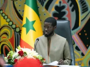 Sénégal : le gouvernement face au défi de transformer la stabilisation financière en résultats concrets