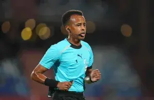 La CAF confie l'arbitrage du choc Burkina Faso-Bénin au Somalien Omar Abdulkadir Artan