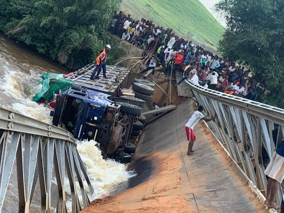 L'effondrement du pont Kabakuli à Butembo fragilise la mobilité urbaine et l'activité économique locale