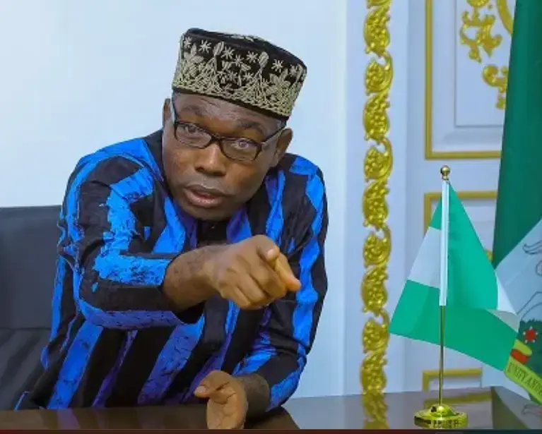 Le candidat du SDP Adewole Adebayo exhorte la jeunesse nigériane à s'emparer des leviers du pouvoir politique