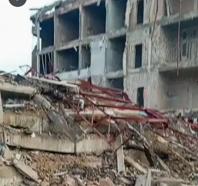 L'effondrement d'un immeuble à Enugu met en lumière les défaillances persistantes du contrôle des chantiers