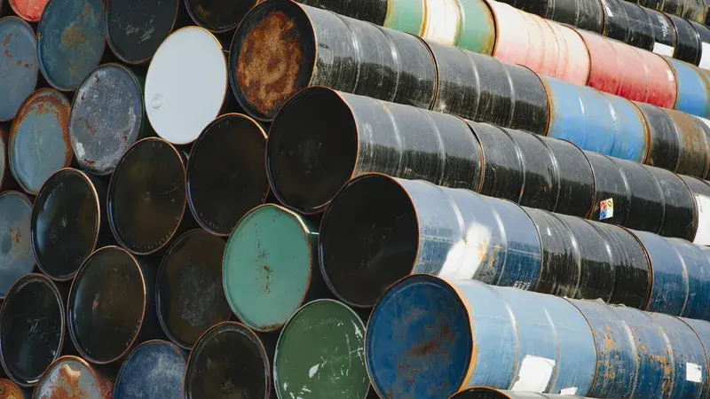 Le CME Group lance un contrat à terme de 10 barils de WTI, ouvrant le marché pétrolier aux investisseurs particuliers