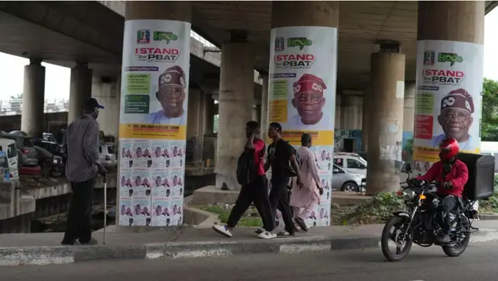 La commission électorale nigériane officialise dix-huit candidats pour le scrutin présidentiel de janvier 2027