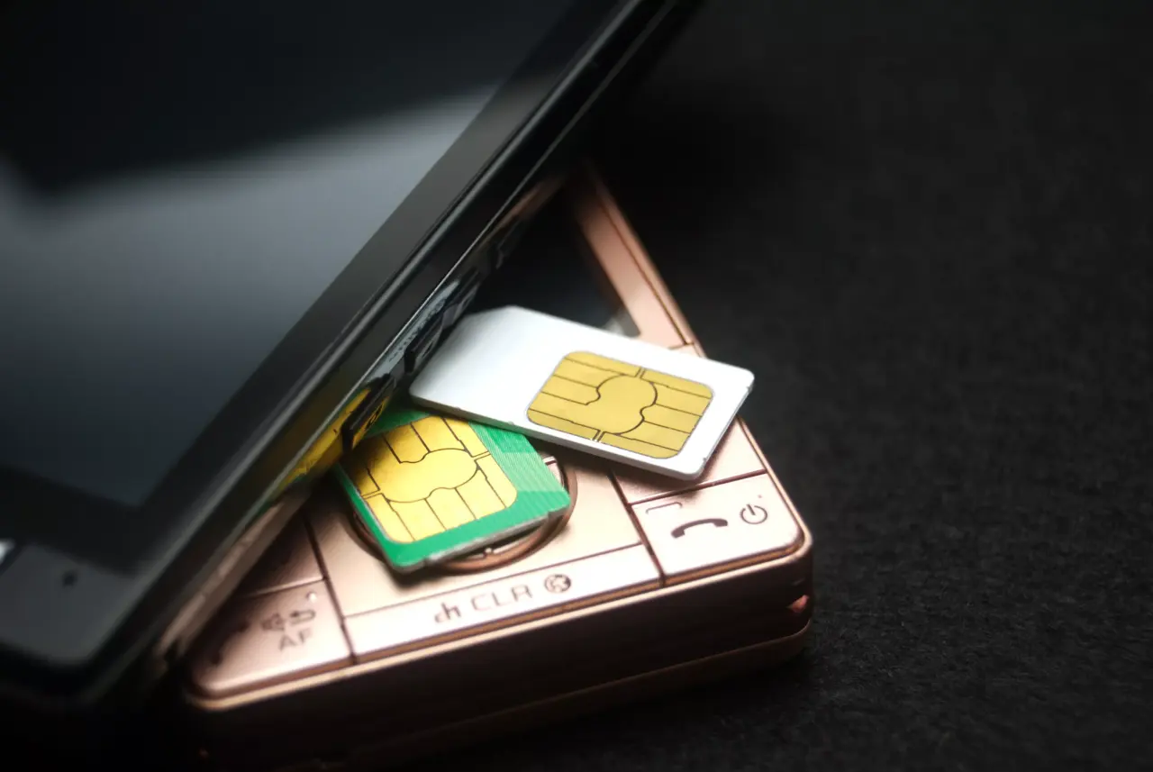 Le SIM swapping : comment les cybercriminels détournent votre identité numérique via votre ligne mobile