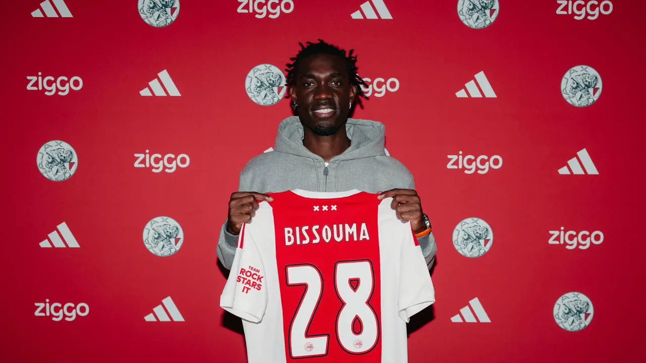 L'arrivée d'Yves Bissouma à l'Ajax Amsterdam suscite des interrogations sur le terrain et en coulisses