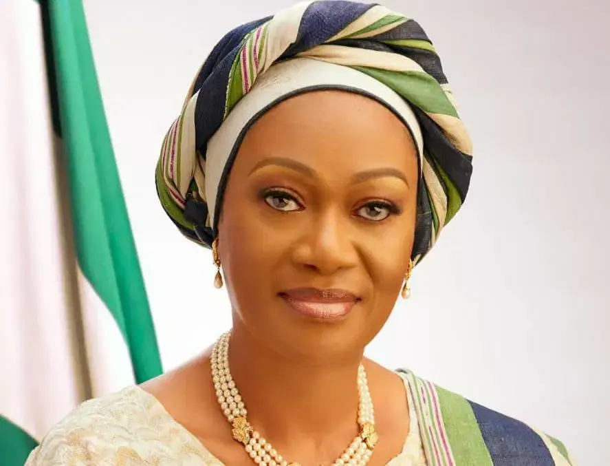 Oluremi Tinubu distribue équipements de démarrage à 500 femmes d’Ebonyi dans le cadre d’un programme national d’autonomisation économique