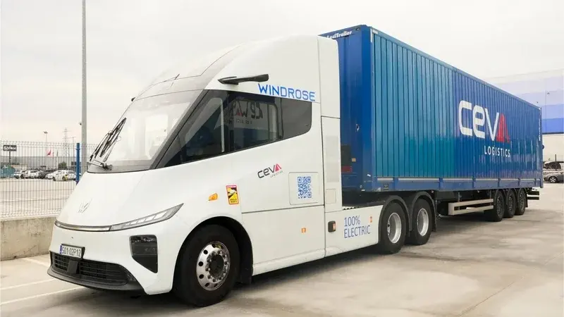 Poids lourds électriques : les constructeurs européens face à une menace concurrentielle majeure