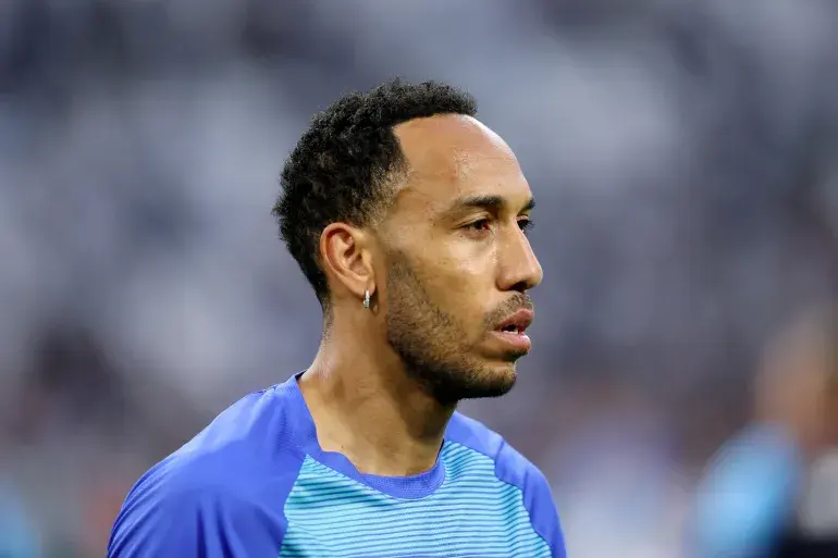 Pierre-Emerick Aubameyang met fin à sa carrière internationale avec le Gabon après des tensions avec le gouvernement