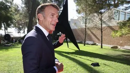 Emmanuel Macron entretient le flou sur son avenir politique après la fin de son second mandat présidentiel