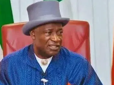 Le sénateur Benson Agadaga mise sur le développement des zones côtières et pétrolières au Nigeria