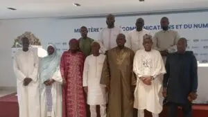 Le ministre Samba Diouf exhorte les postiers sénégalais à engager une transformation structurelle