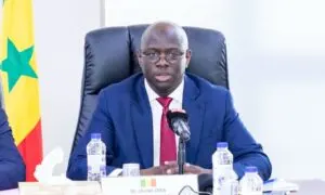 Loi de finances rectificative 2026 : le gouvernement clarifie le maintien des investissements stratégiques