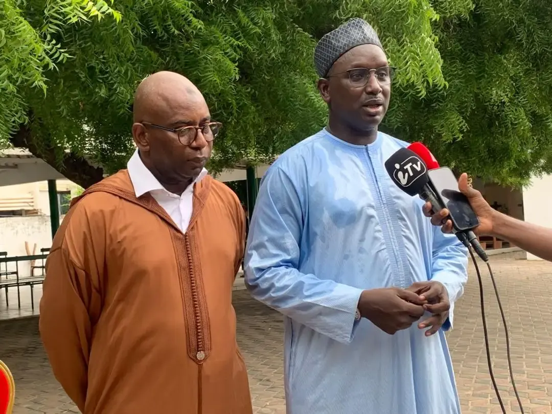 Le Sénégal rend un hommage solennel à l'écrivain et ancien ministre Cheikh Hamidou Kane