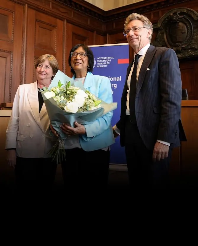 Le prix Nobel de la paix décerné à Navi Pillay souligne les défis de la justice internationale face aux puissances étatiques