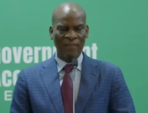 Le ministre ghanéen de l'Éducation appelle à ne pas stigmatiser le système scolaire après l'affaire d'Obuasi