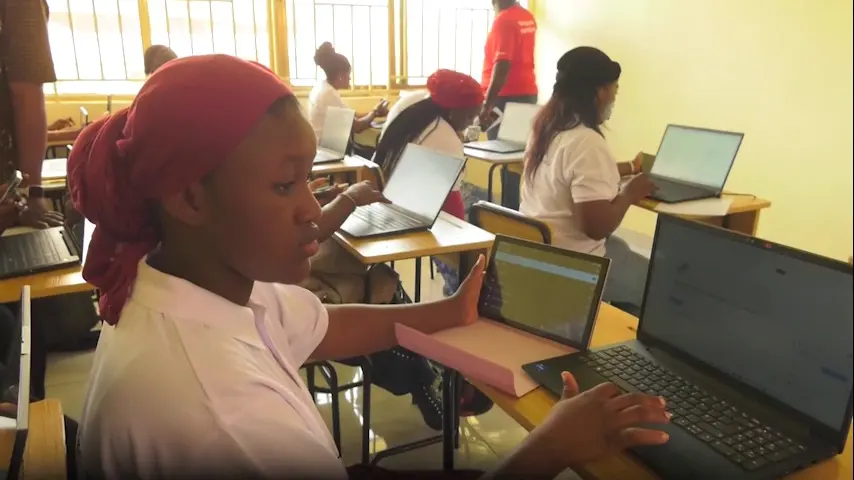 Ghana : 150 femmes formées au numérique pour dynamiser l'économie informelle et l'entrepreneuriat