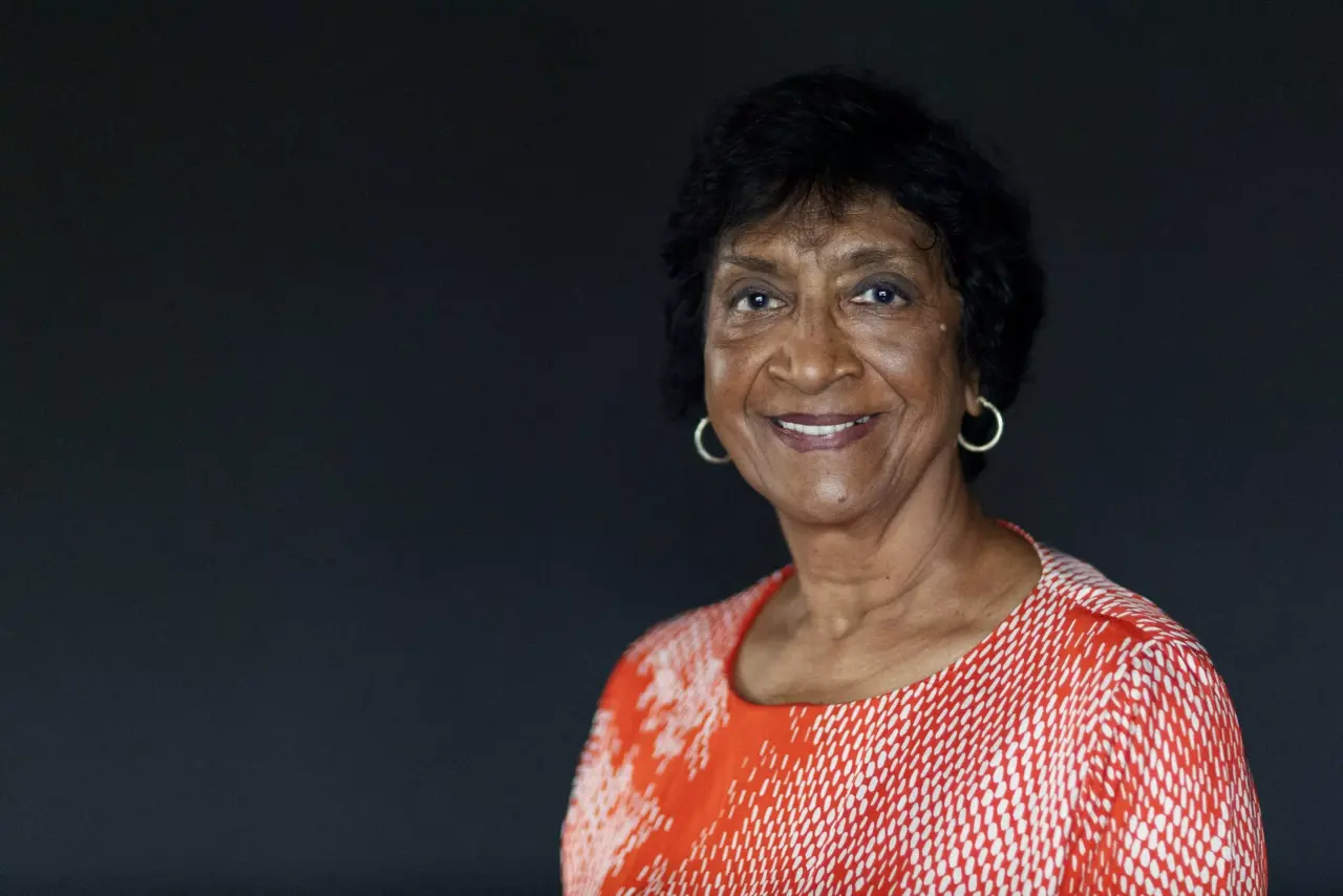 Le prix Nobel de la paix remis à Navi Pillay souligne l'urgence de protéger la justice internationale