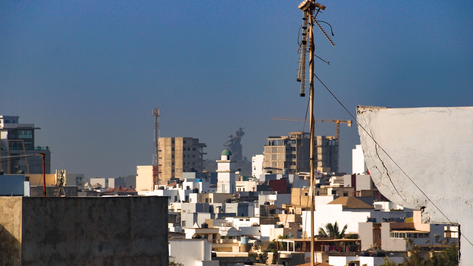 Louer à Dakar en 2026 — le marché locatif face à la précarité des locataires