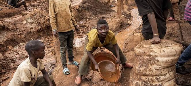 Dossier : Les ressources naturelles africaines, soixante ans de pillage organisé